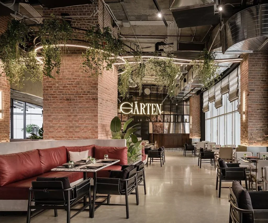 Contemporary Flair: Sophisticated and stylish restaurant interior design in Dubai.
